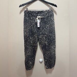 NWT Sundry Leopard Sweatpants